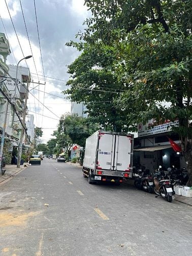 Cho thuê nhà mặt tiền Lê Niệm, P.Phú Thạnh, Q.Tân Phú giá 30tr