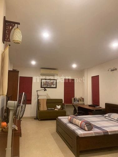 Mặt phố ĐẲNG CẤP Cát Linh Đống Đa 100m2 7T 30,5 tỷ Thang máy Kinh doan
