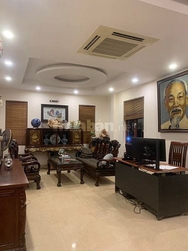 Mặt phố ĐẲNG CẤP Cát Linh Đống Đa 100m2 7T 30,5 tỷ Thang máy Kinh doan