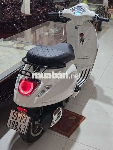 ít đi nên bán vespa prima 2014 zin còn rất mới