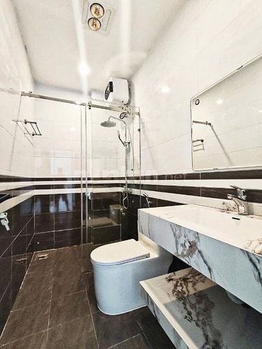 Chính chủ cần ra nhà gấp đường Nguyễn Kiệm , Phú Nhuận, giá 3tỷ