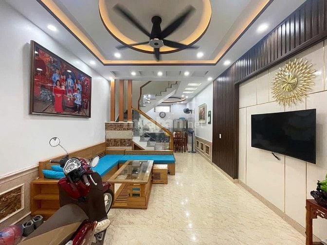 Chính chủ cần ra nhà gấp đường Nguyễn Kiệm , Phú Nhuận, giá 3tỷ