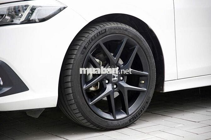 CIVIC RS 2024 CỰC MỚI, ODO: 35.000KM, SƠN ZIN 95%