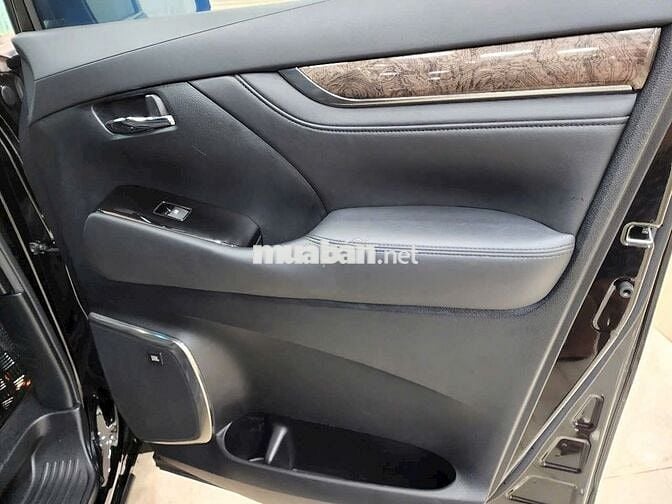 Toyota Alphard 2020 nhà trùm mền cực mới