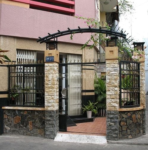 Q3 CMT8 - Cho thuê nhà nguyên căn, 12trieu, 40m2, 4 tầng