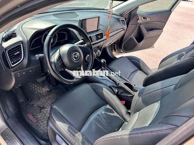 Mazda 3 sx2016 1.5 AT Sedan