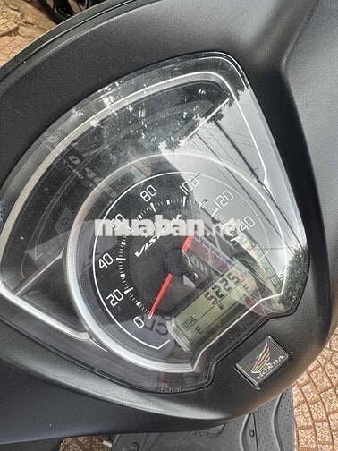 Vision Phố bản thể thao 5.000km chuẩn