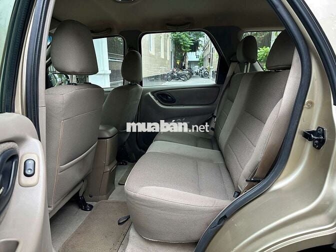 Chưa sơn dặm Ford Escape 3.0V6 2002 lướt 5 vạn.