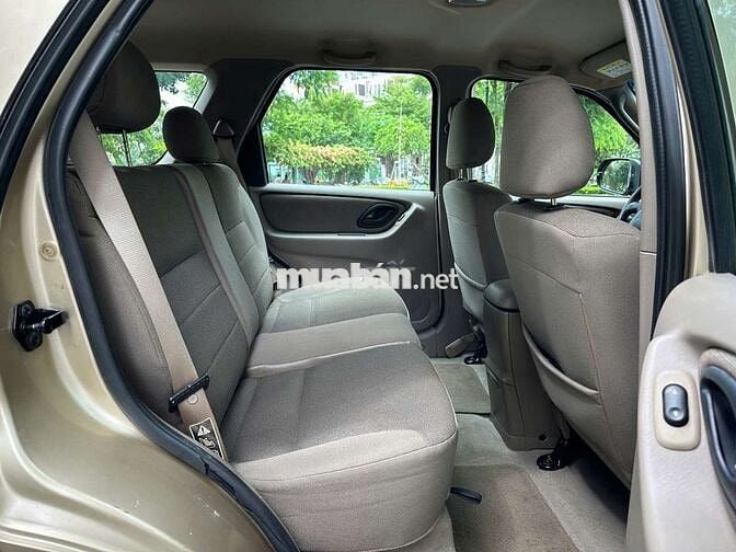 Chưa sơn dặm Ford Escape 3.0V6 2002 lướt 5 vạn.