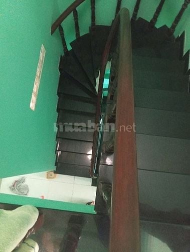 Bán nhà xây 3 tầng giá 6.7 tỷ Phường Thảo Điền, Quận 2