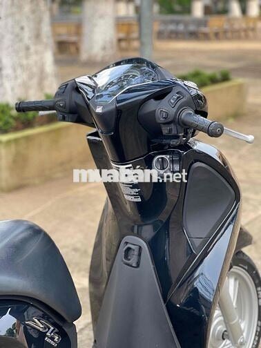 SH125-2018 đen bóng đẹp hoàn hảo