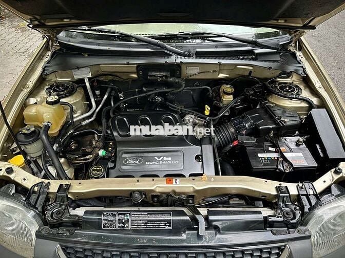 Chưa sơn dặm Ford Escape 3.0V6 2002 lướt 5 vạn.