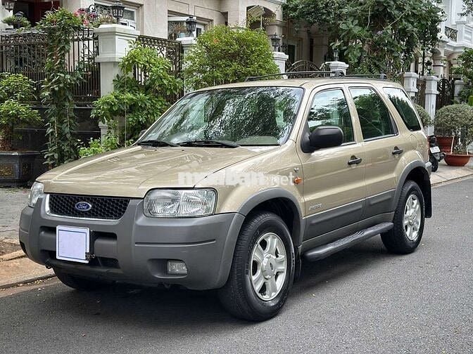 Chưa sơn dặm Ford Escape 3.0V6 2002 lướt 5 vạn.