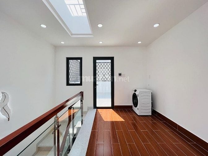 Rẻ hơn thị trường 30% chỉ còn 5 Tỷ 200 nhà Cửu Long gần sân bay SHR