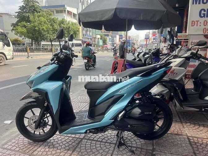 xe nhà cần bán vaảio màu xanh bích zin nguyên hết