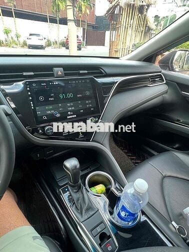 Bán xe camry 2.0G màu đỏ