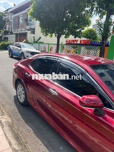 Bán xe camry 2.0G màu đỏ