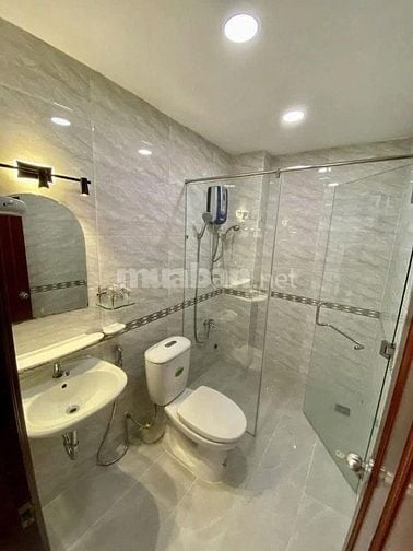 BÁN NHANH NHÀ 8PN - Thuê full 35tr/th - 4 TẦNG - kế KDC Himlam - 4X13M