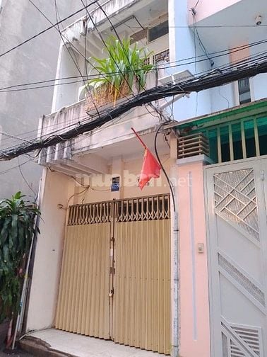 Hẻm nhựa 8m Võ Văn Tần (2 tầng; 3,2mx13m). Giá 9,4 tỷ 
