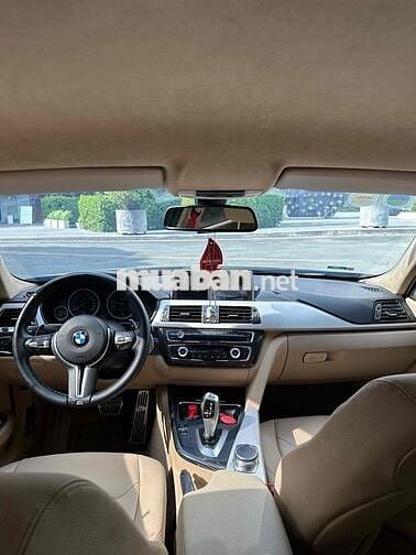 BMW 3 Series 2013 320i - 80000 km