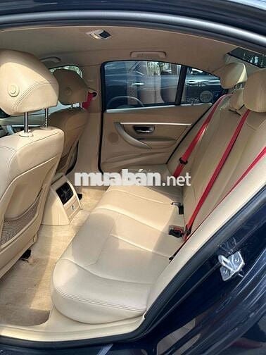 BMW 3 Series 2013 320i - 80000 km
