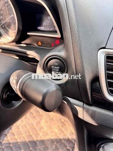 Mazda 3 2016 1.5 AT Sedan - 70000 km