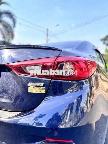 Mazda 3 2016 1.5 AT Sedan - 70000 km