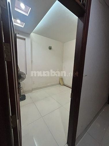 Cho thuê nhà mặt tiền đường nhựa, 413/29A Lê Văn Quới, Bình Trị Đông A