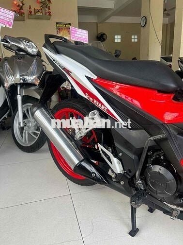 sonis bản hati. máy zin im . áo đẹp Ko trầy