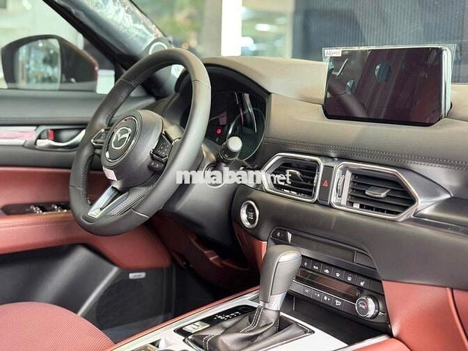 NEW MAZDA CX8-2025 LUXURY 7 CHỖ+BHTV+CAMHT+PG..