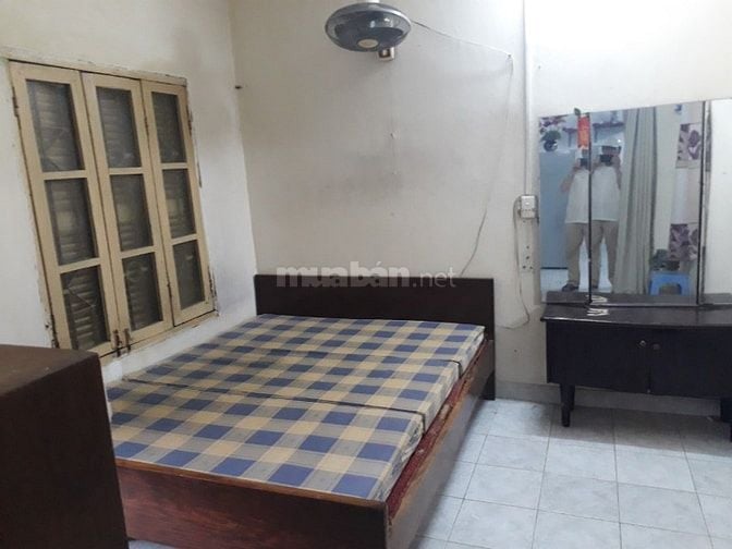 Cho thuê căn hộ nguyên căn, tầng 3 khu TT Nghĩa Tân, diện tích 65m2 
