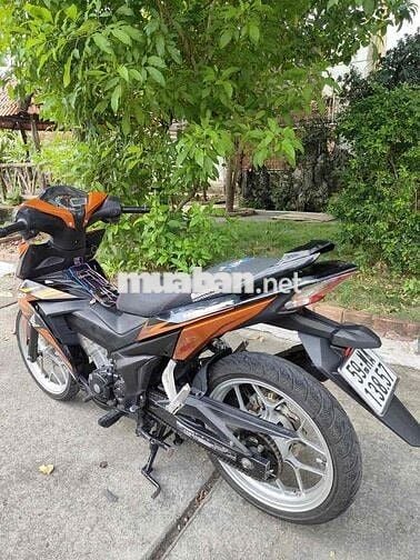 Win V1 biển số thành phố , có căn cước chủ xe