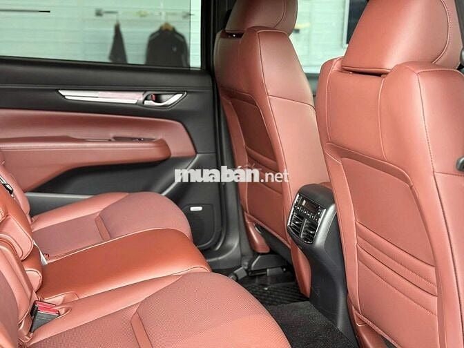 NEW MAZDA CX8-2025 LUXURY 7 CHỖ+BHTV+CAMHT+PG..