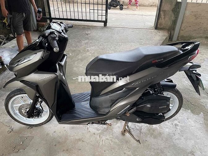 vario 125 2020