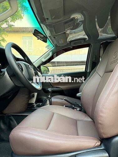 Toyota Fortuner 2017 2.4G 4x2 - 90000 km