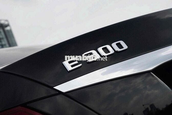 Mercedes E300 AMG 2019 - Đen Nội Thất Đen