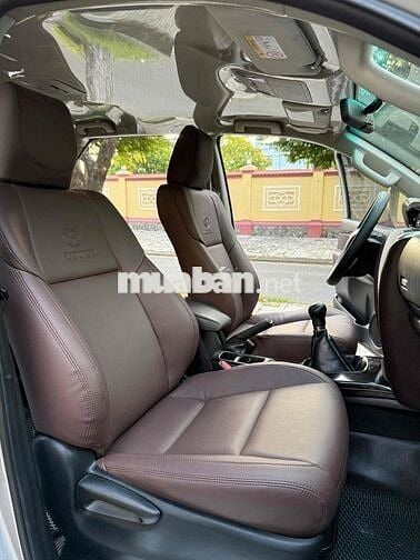 Toyota Fortuner 2017 2.4G 4x2 - 90000 km