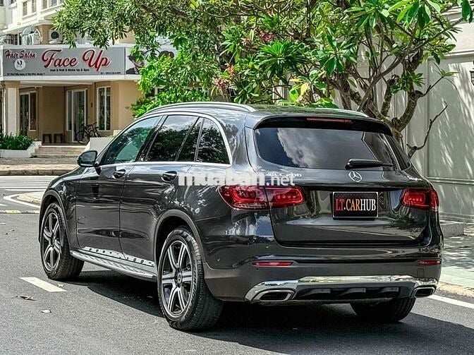 Mercedes GLC 200 4MATIC mới 99%