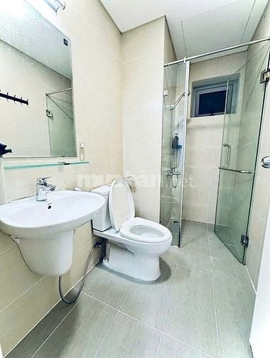 Căn hộ Oriental Plaza, Âu Cơ, Tân Phú: 11tr5/th,2p ngủ, 75m2, NT