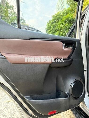 Toyota Fortuner 2017 2.4G 4x2 - 90000 km