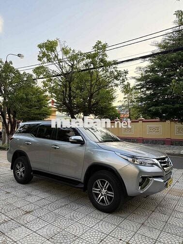 Toyota Fortuner 2017 2.4G 4x2 - 90000 km