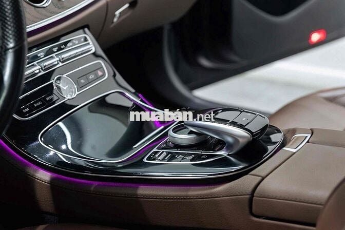 Mercedes E200 2016 - Xanh Cavansite - Nâu Giá Tốt