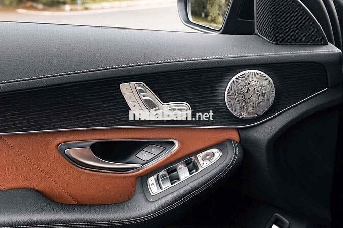 Mercedes C300 AMG 2021 Xanh Cavansite - Nâu