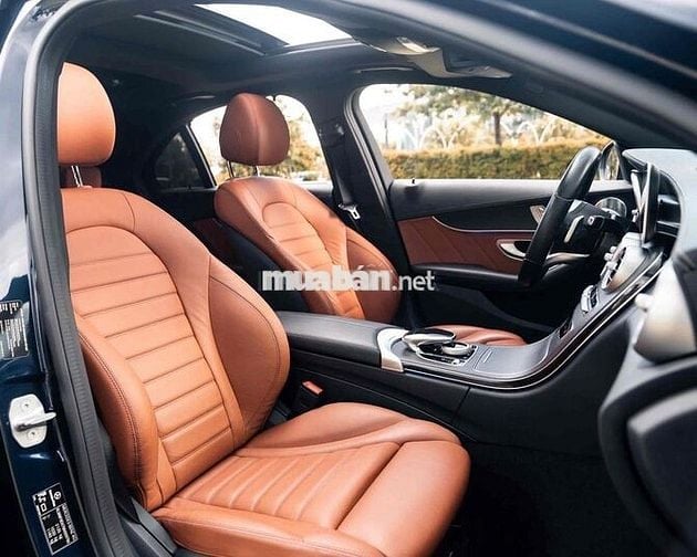 Mercedes C300 AMG 2021 Trả trước 199tr Xanh - Nâu