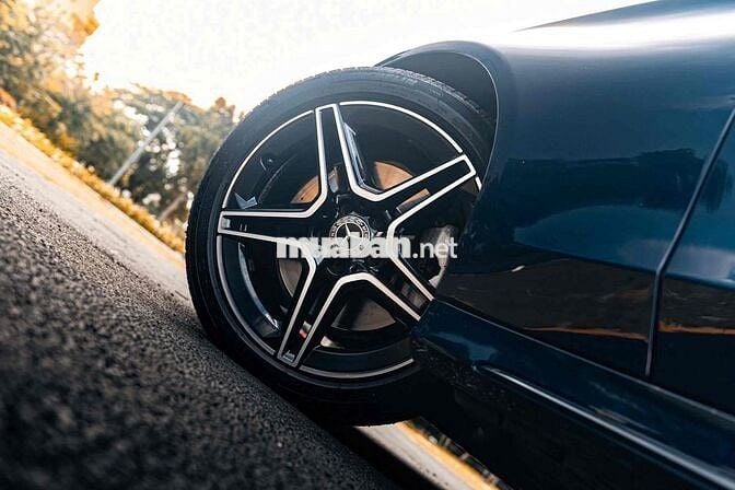 Mercedes C300 AMG 2021 Trả trước 199tr Xanh - Nâu