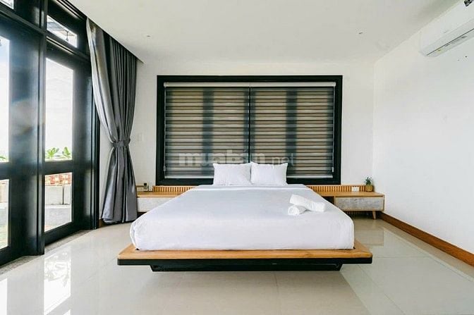 Bán Villa 4 tầng - 3 mặt tiền 143m2 đường Hoàng Sa, Sơn Trà, Đà Nẵng