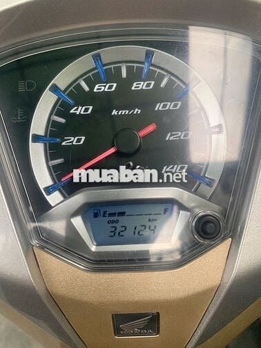 Honda Lead zin nguyên bản !