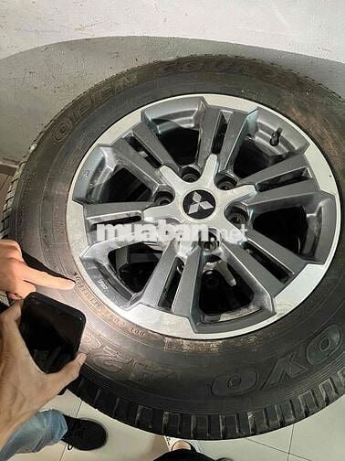 Mitsubishi Triton 2022 4x2 AT MIVEC - 61000 km