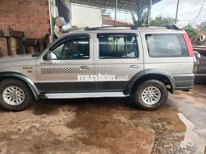 Gia đình cần bán xe ford everest 8c mLH ***