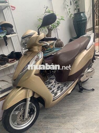 Honda Lead zin nguyên bản !